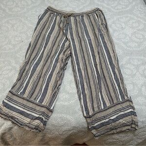 Striped flowy linen capri pants